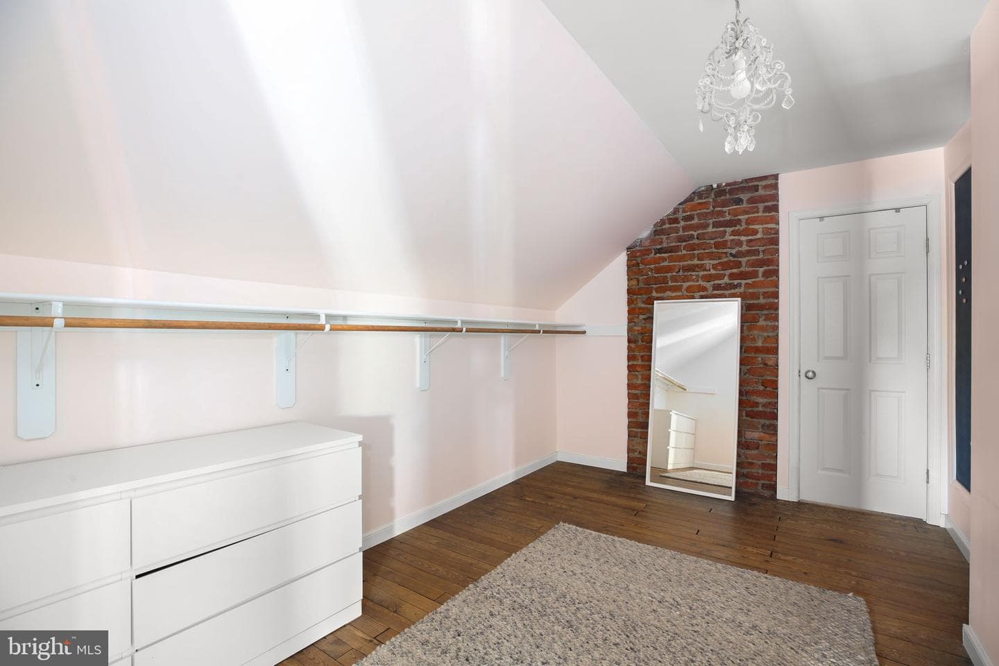 1111 Prince Edward Street photo 63