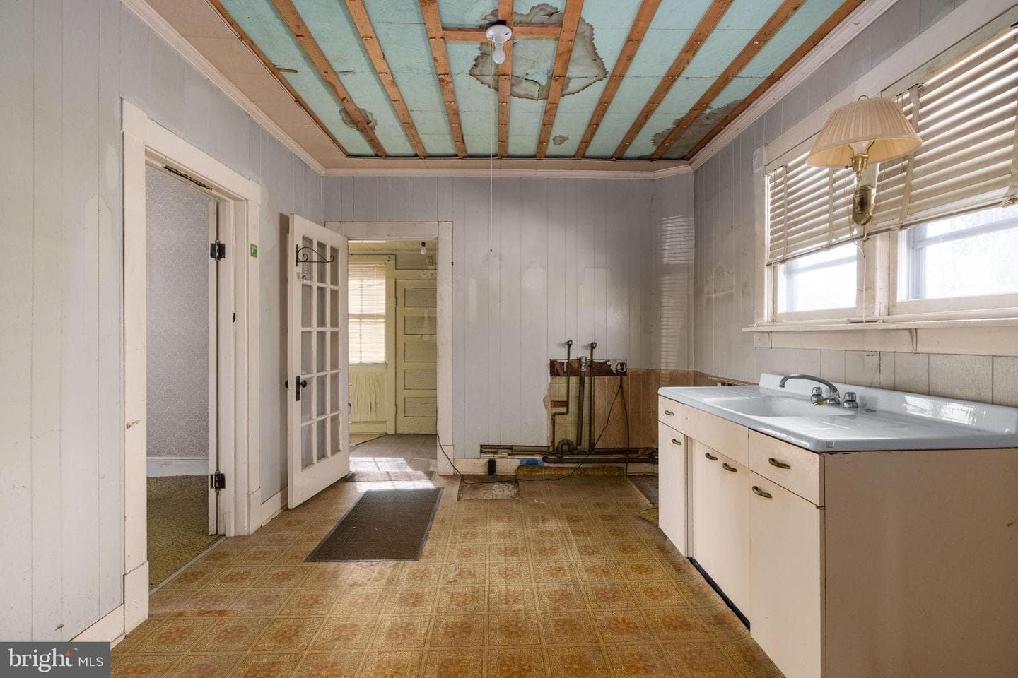 2510 Charles Street photo 28