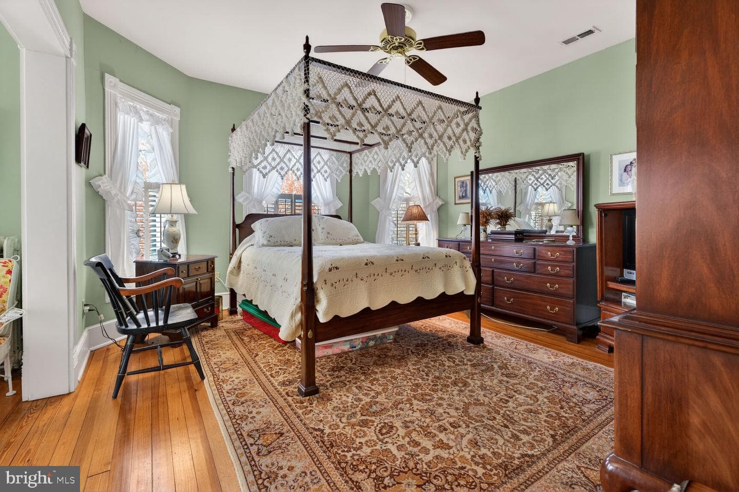 1305 Washington Avenue photo 21