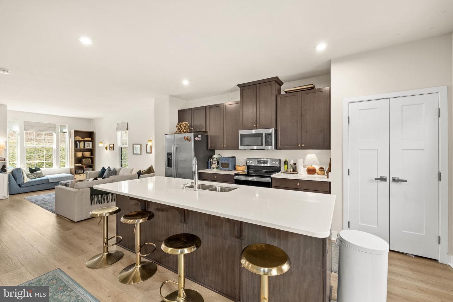 1128 Spur Lane photo 9