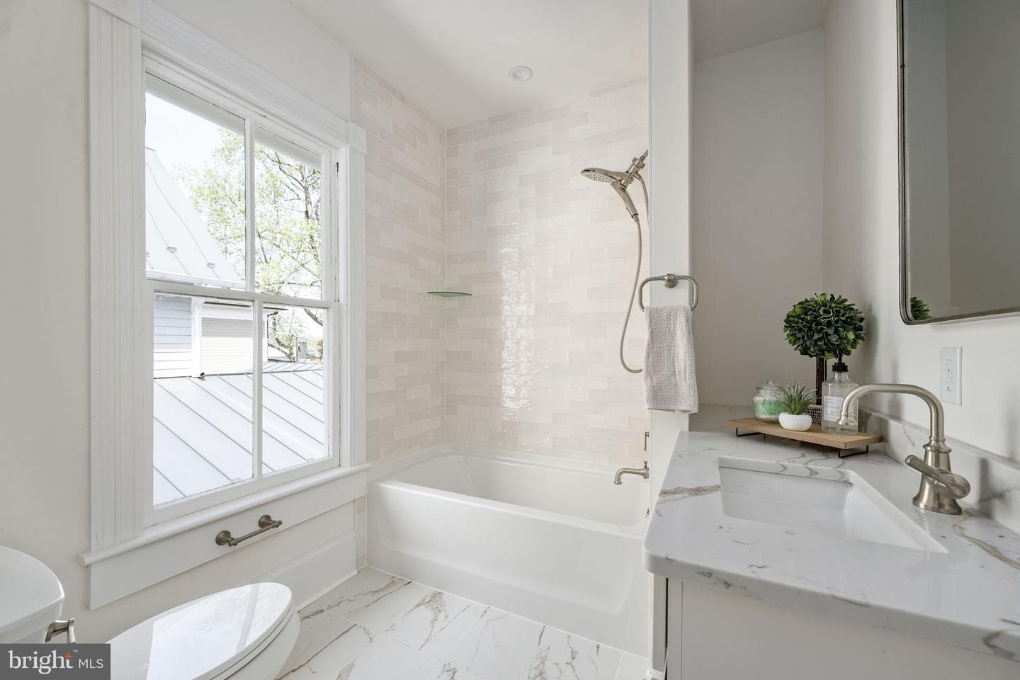 1403 Washington Avenue photo 30