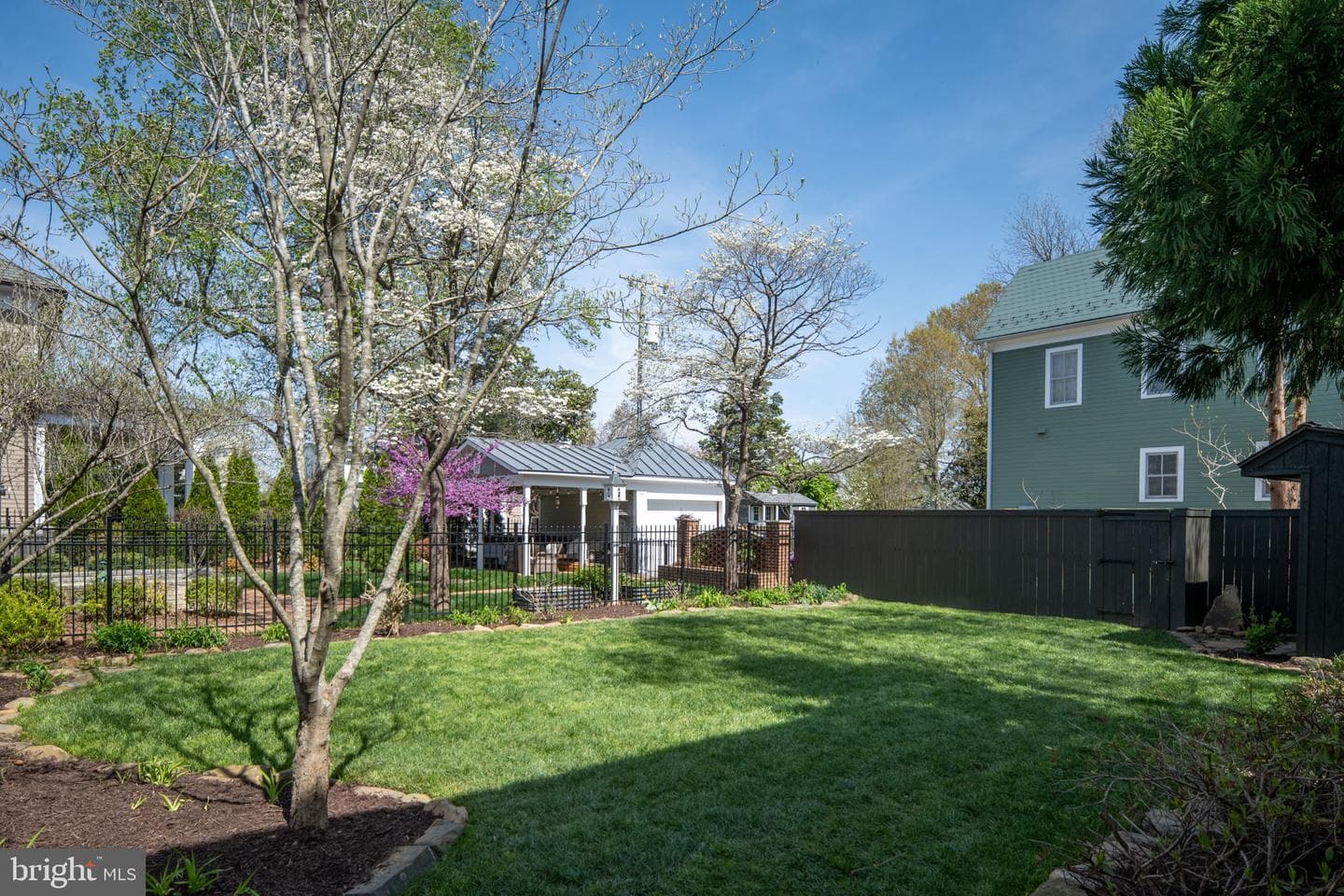 1403 Washington Avenue photo 40