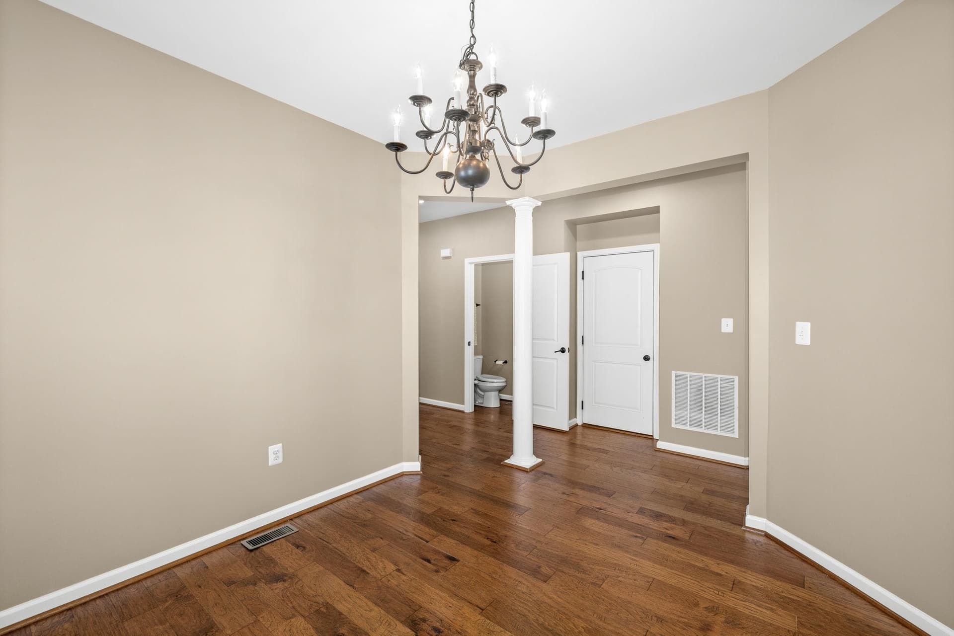 1016 Innis Drive photo 18