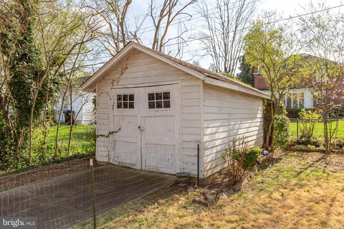 1110 College Avenue photo 29