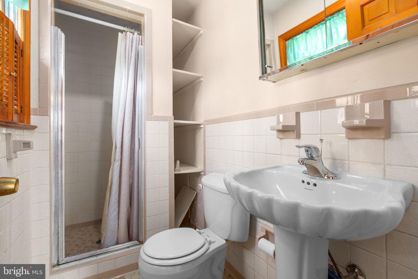 1329 Brent Street photo 24