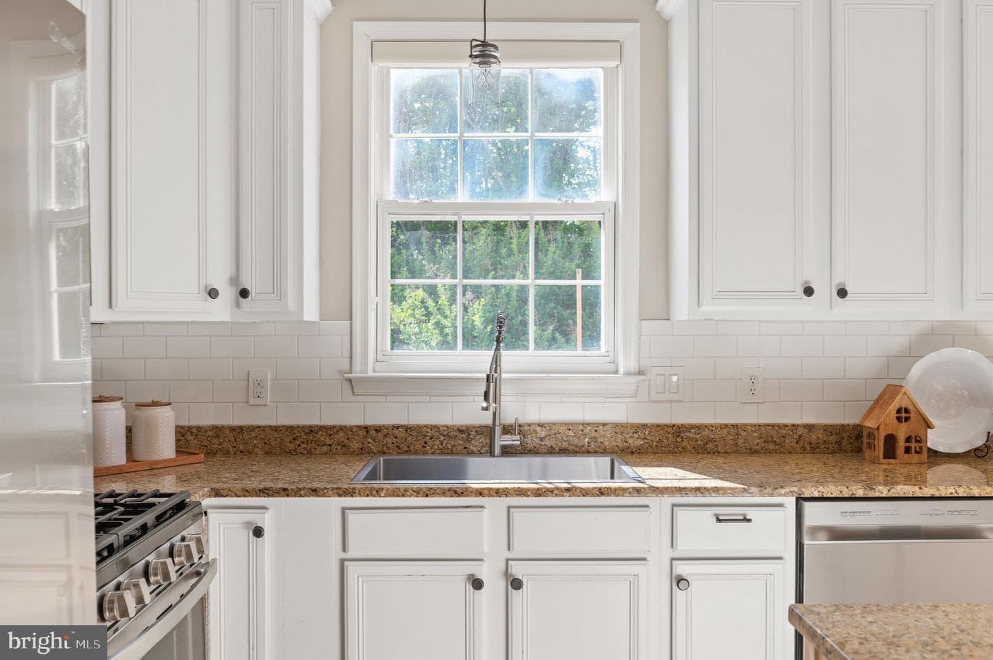 100 Huntington Hills Lane photo 11