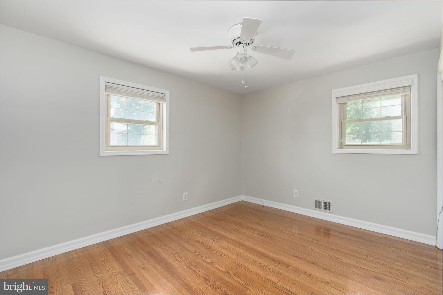 3204 Linden Avenue photo 37