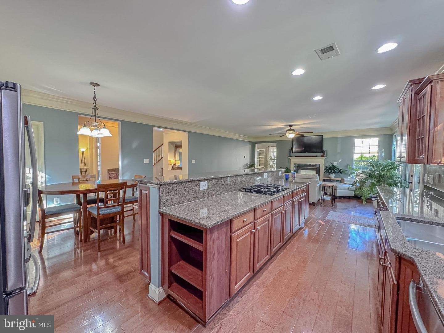 2144 Idlewild Boulevard photo 10