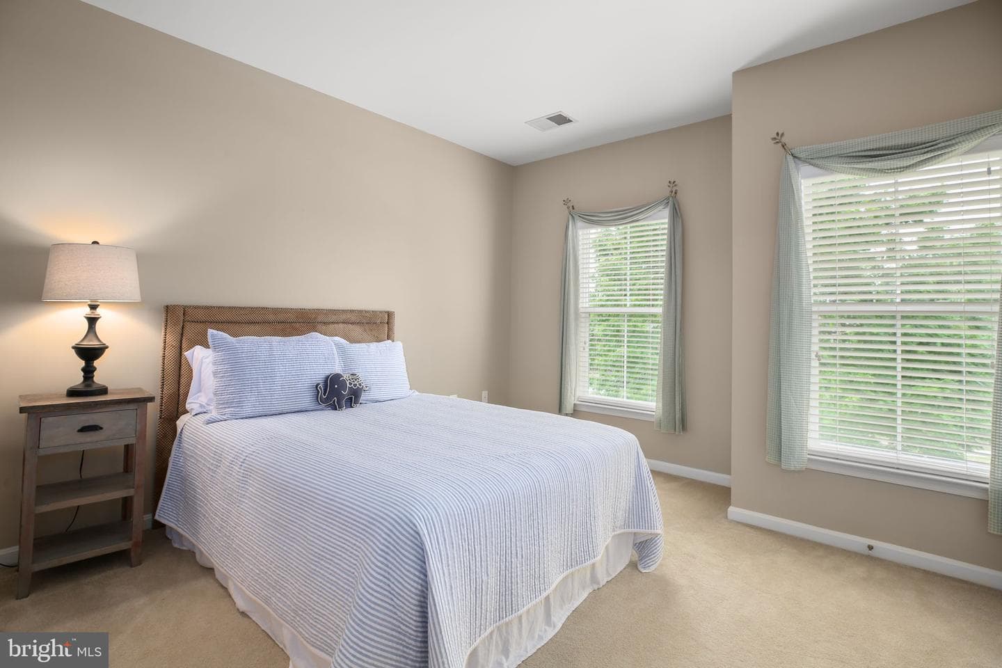 1002 W Kensington Circle photo 34