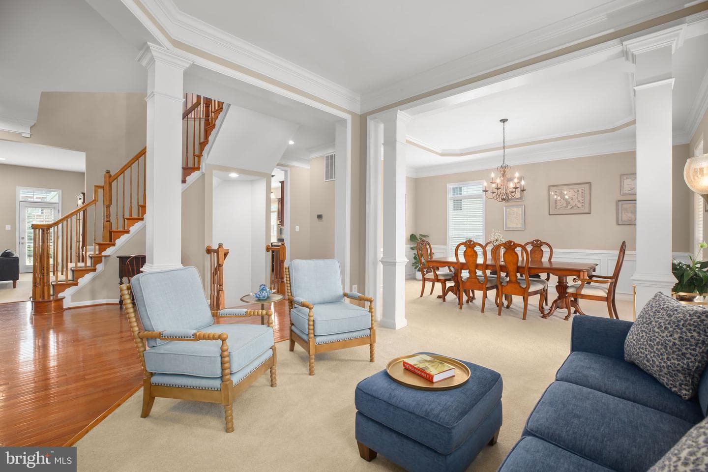 1002 W Kensington Circle photo 4