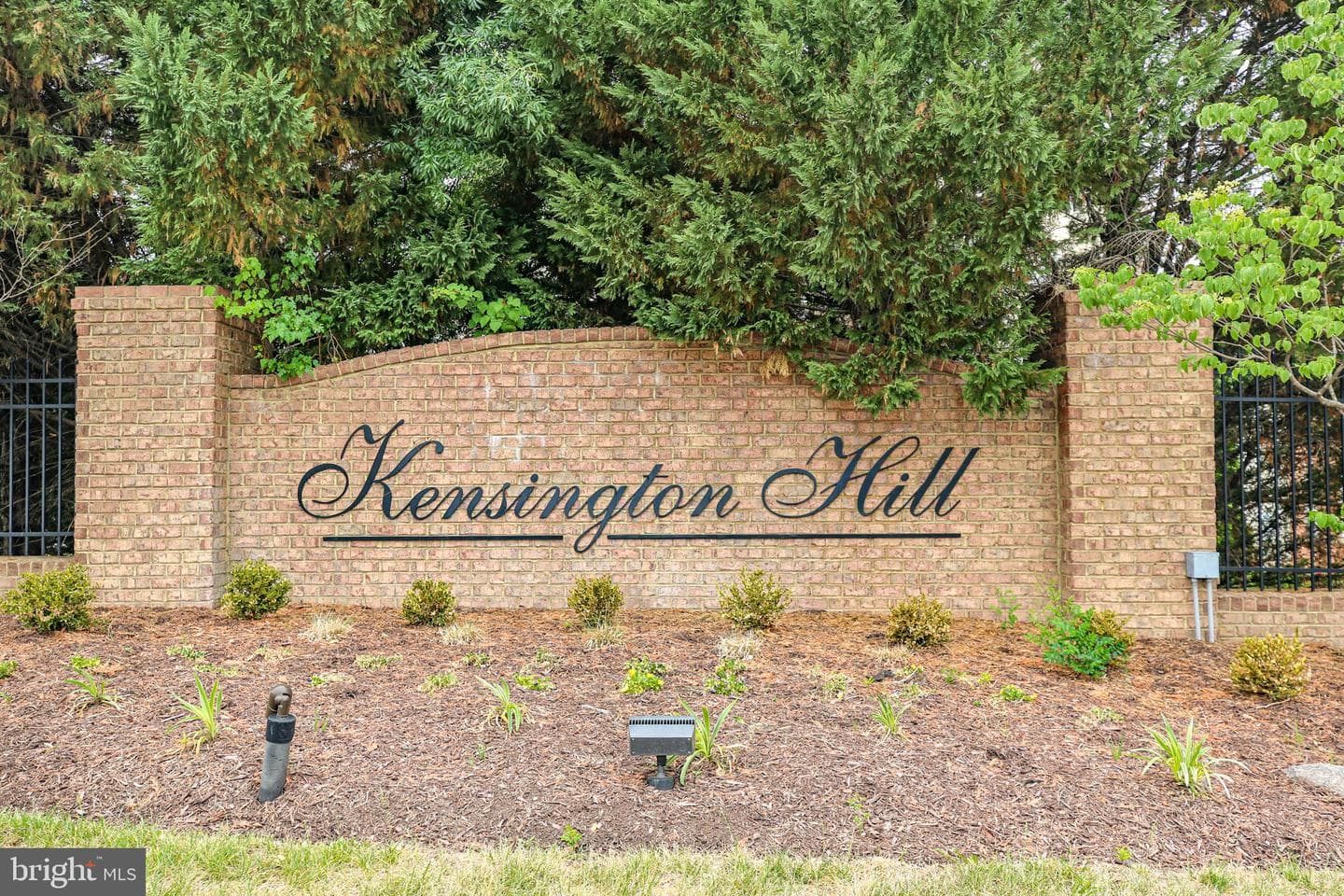1002 W Kensington Circle photo 53