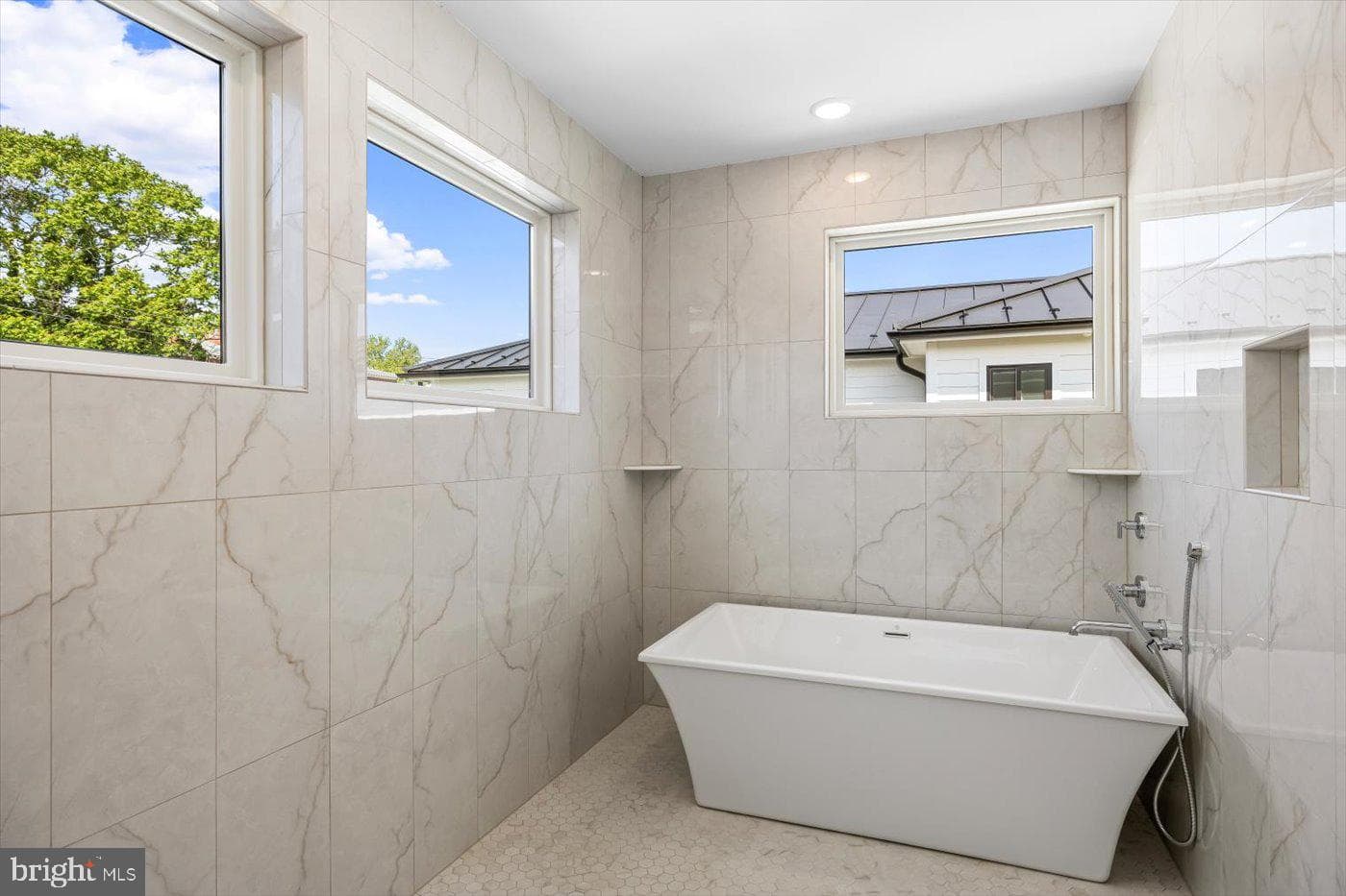 1111 Sophia Street photo 59