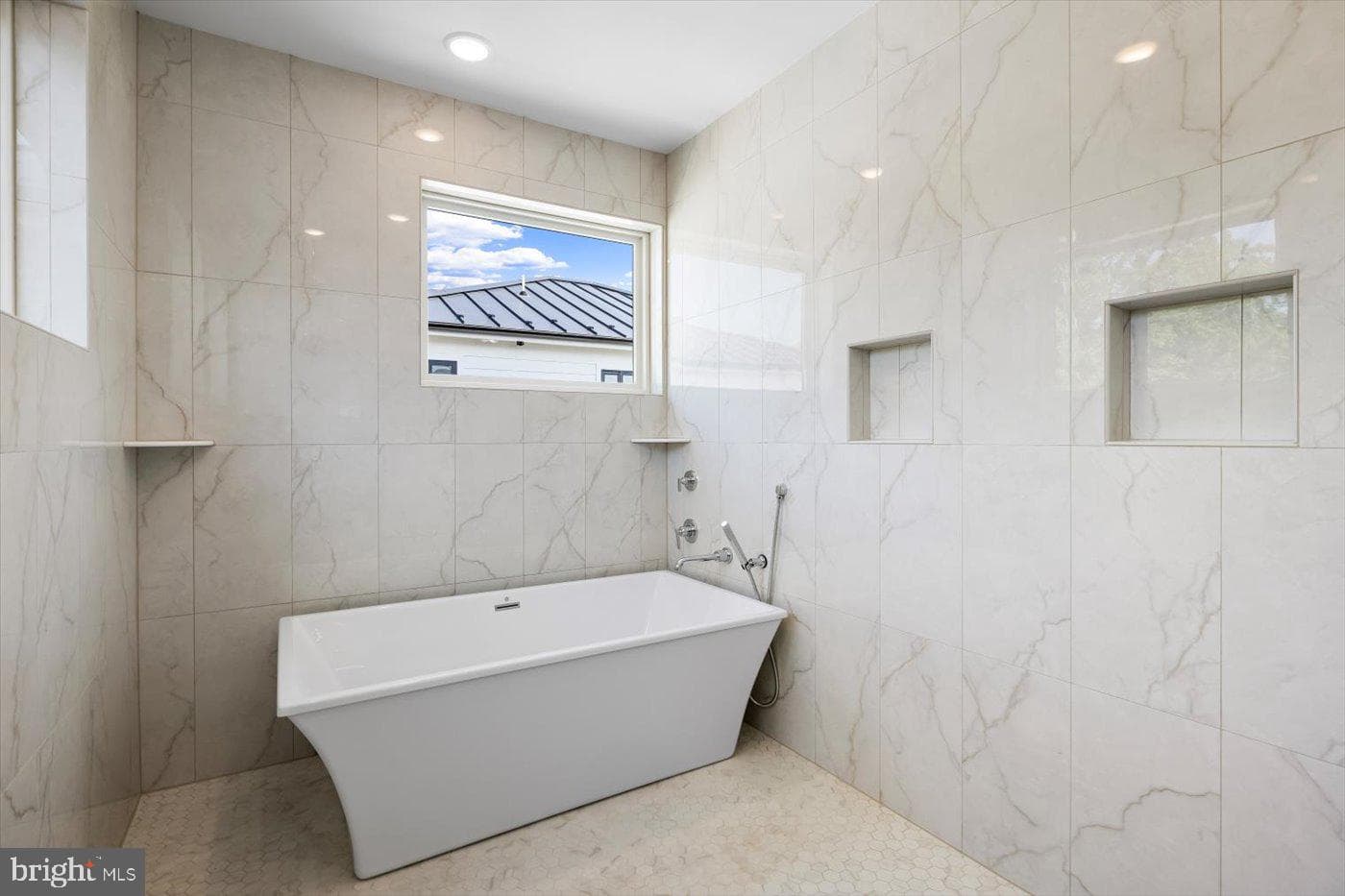 1111 Sophia Street photo 60