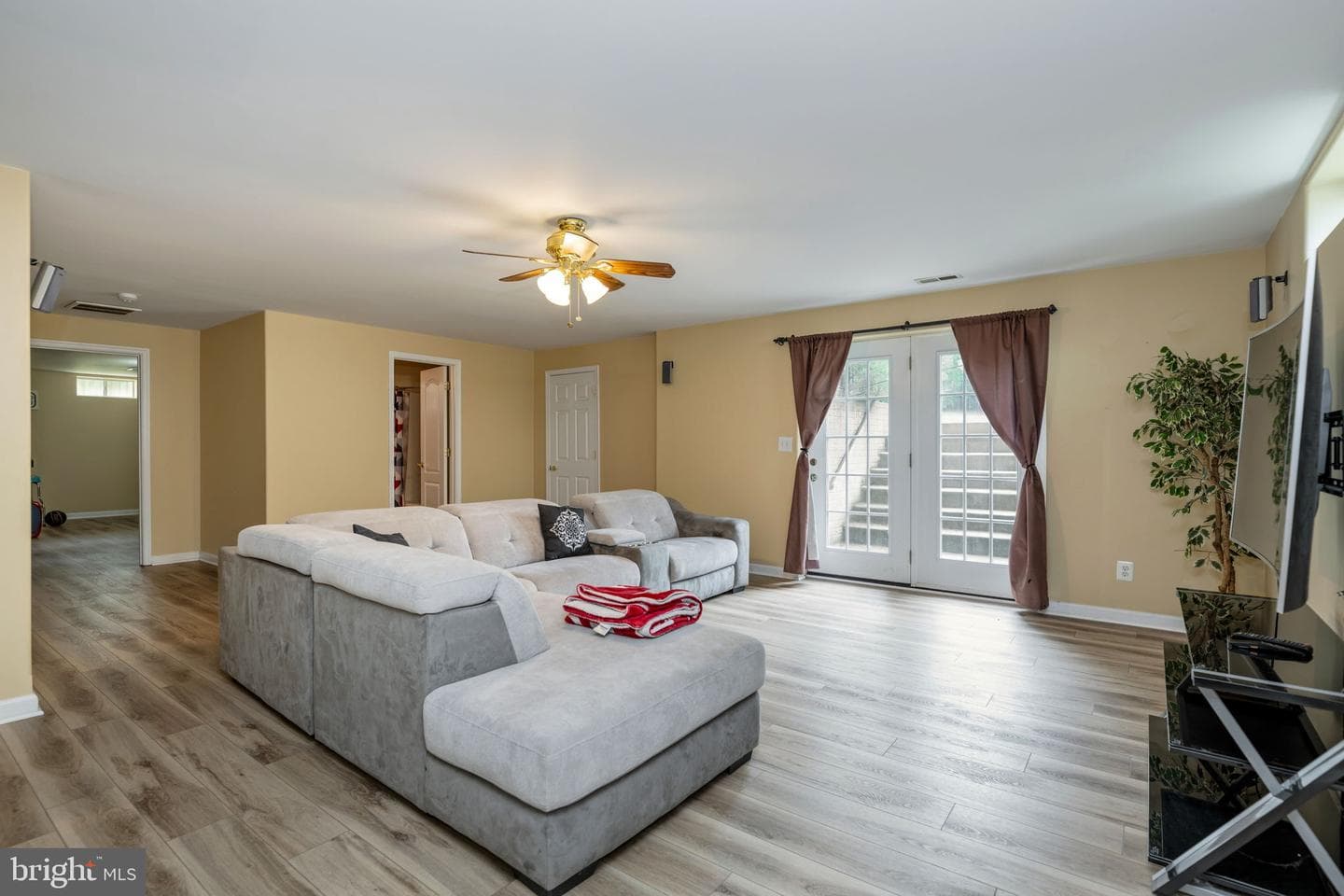 1005 Great Oaks Ln photo 33