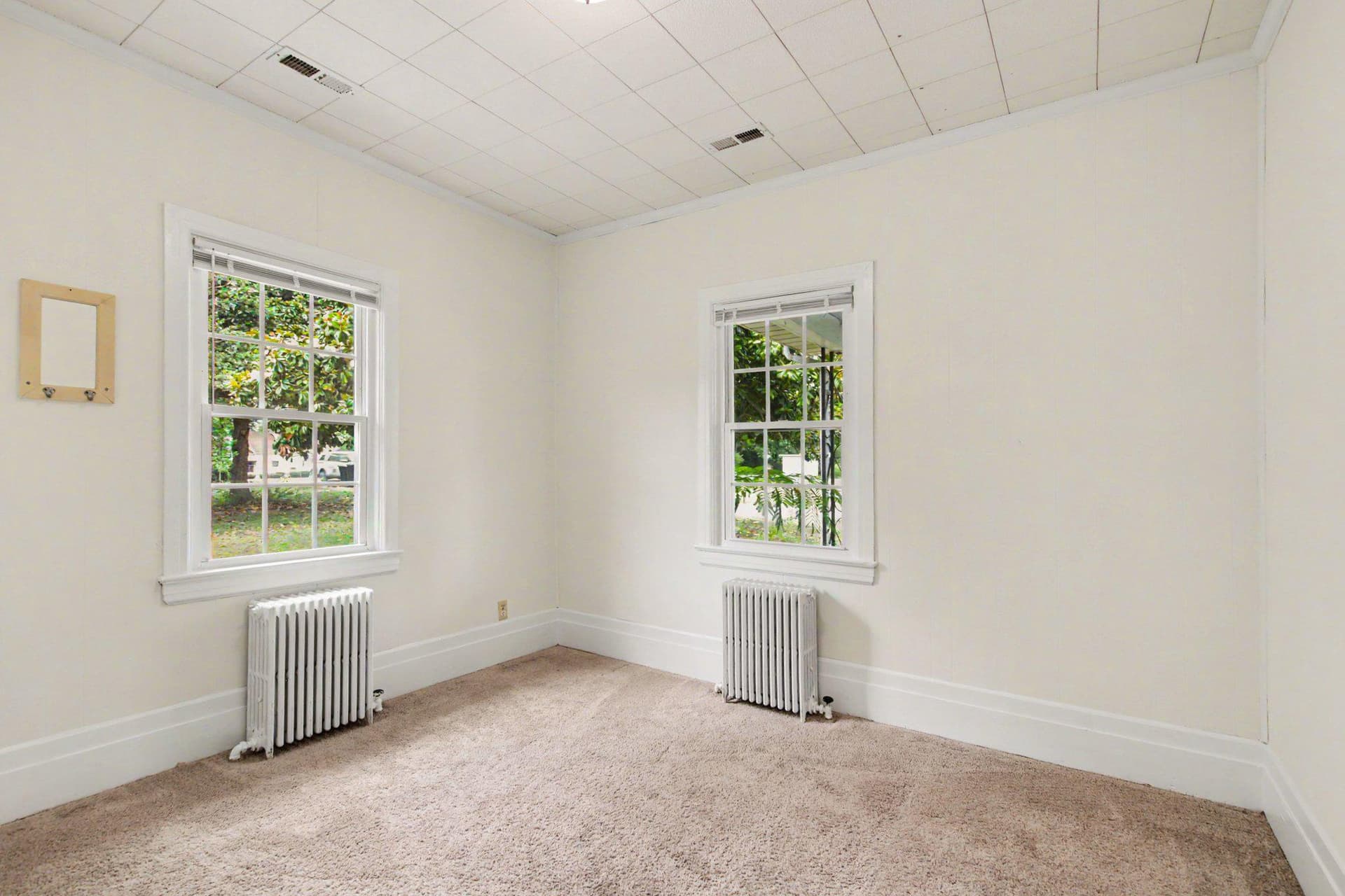 112 Gibson Street photo 14