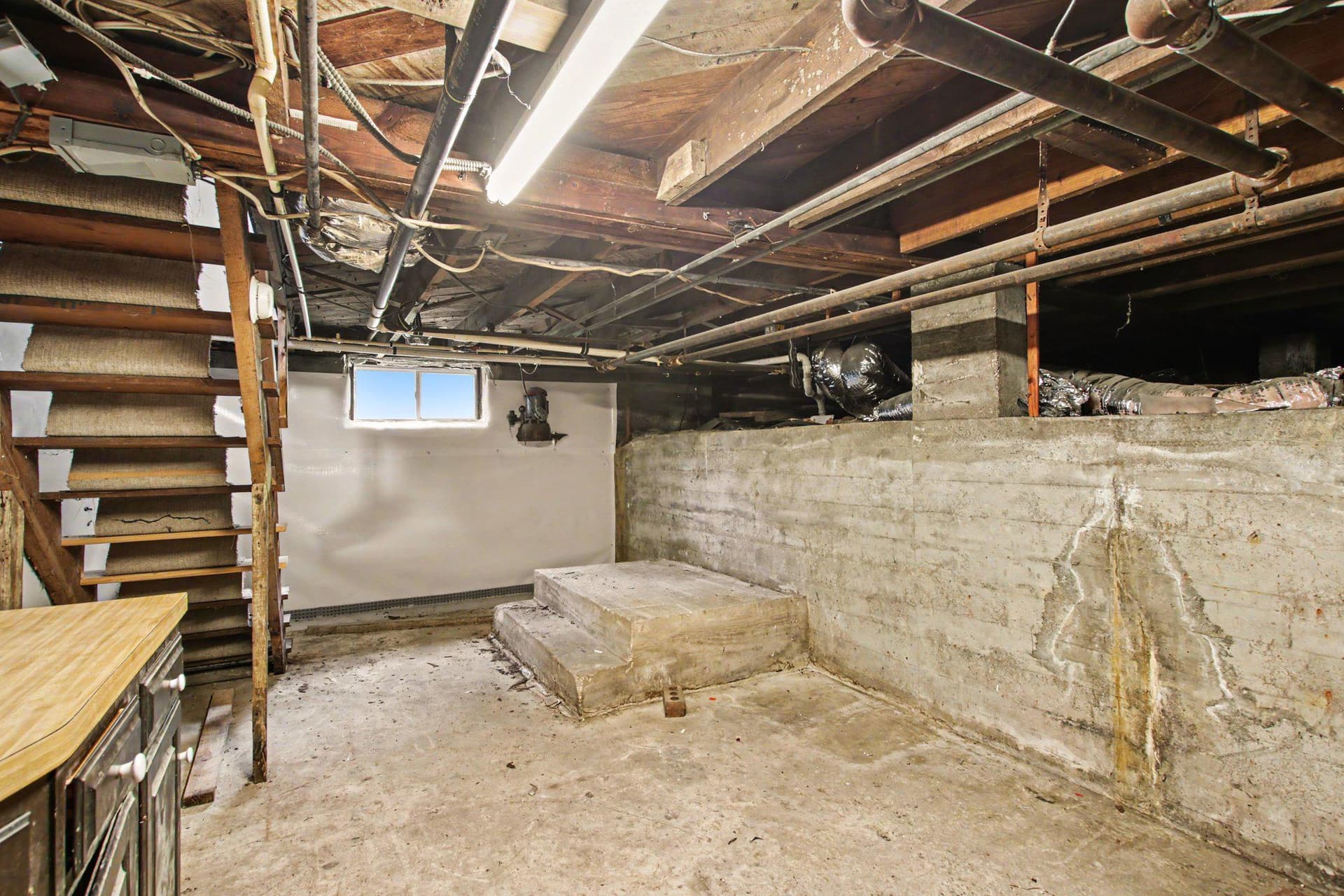 112 Gibson Street photo 23