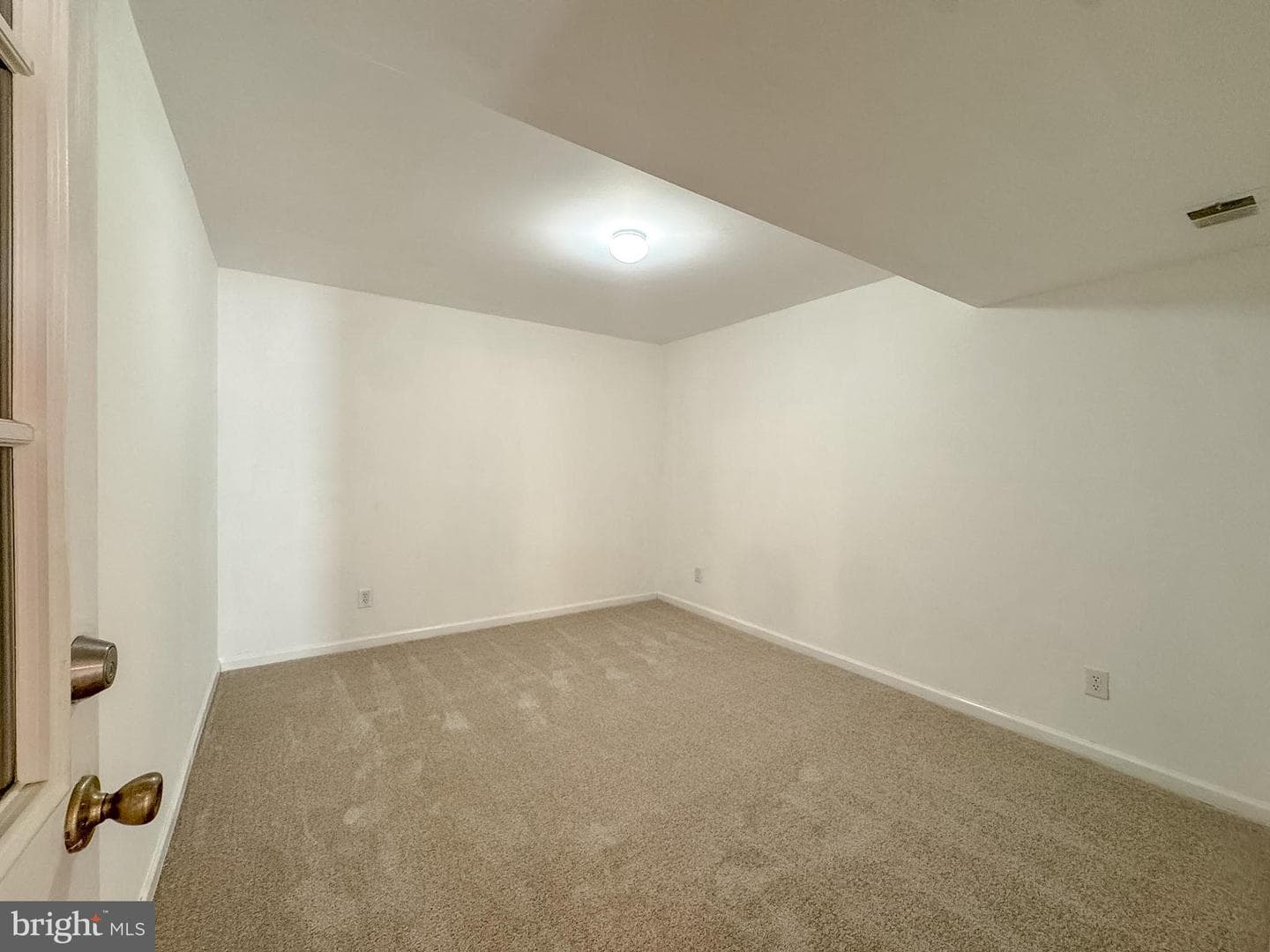 1404 Graham Drive photo 32