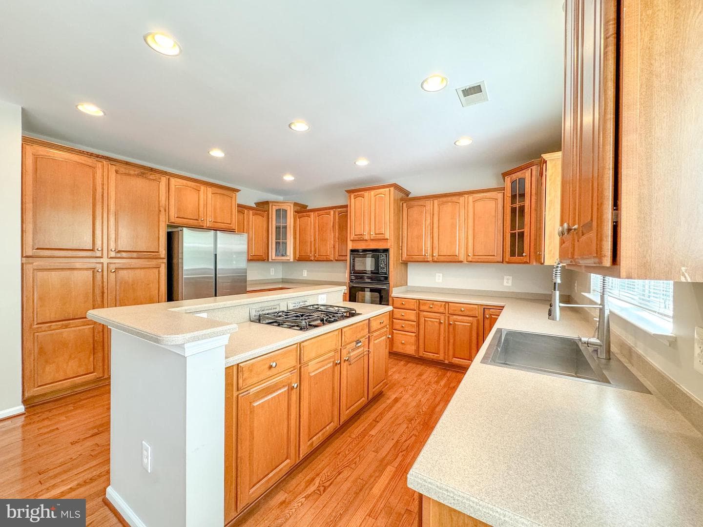 1404 Graham Drive photo 5