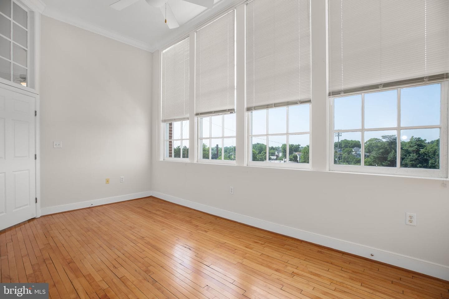 900 Barton Street #307 photo 10