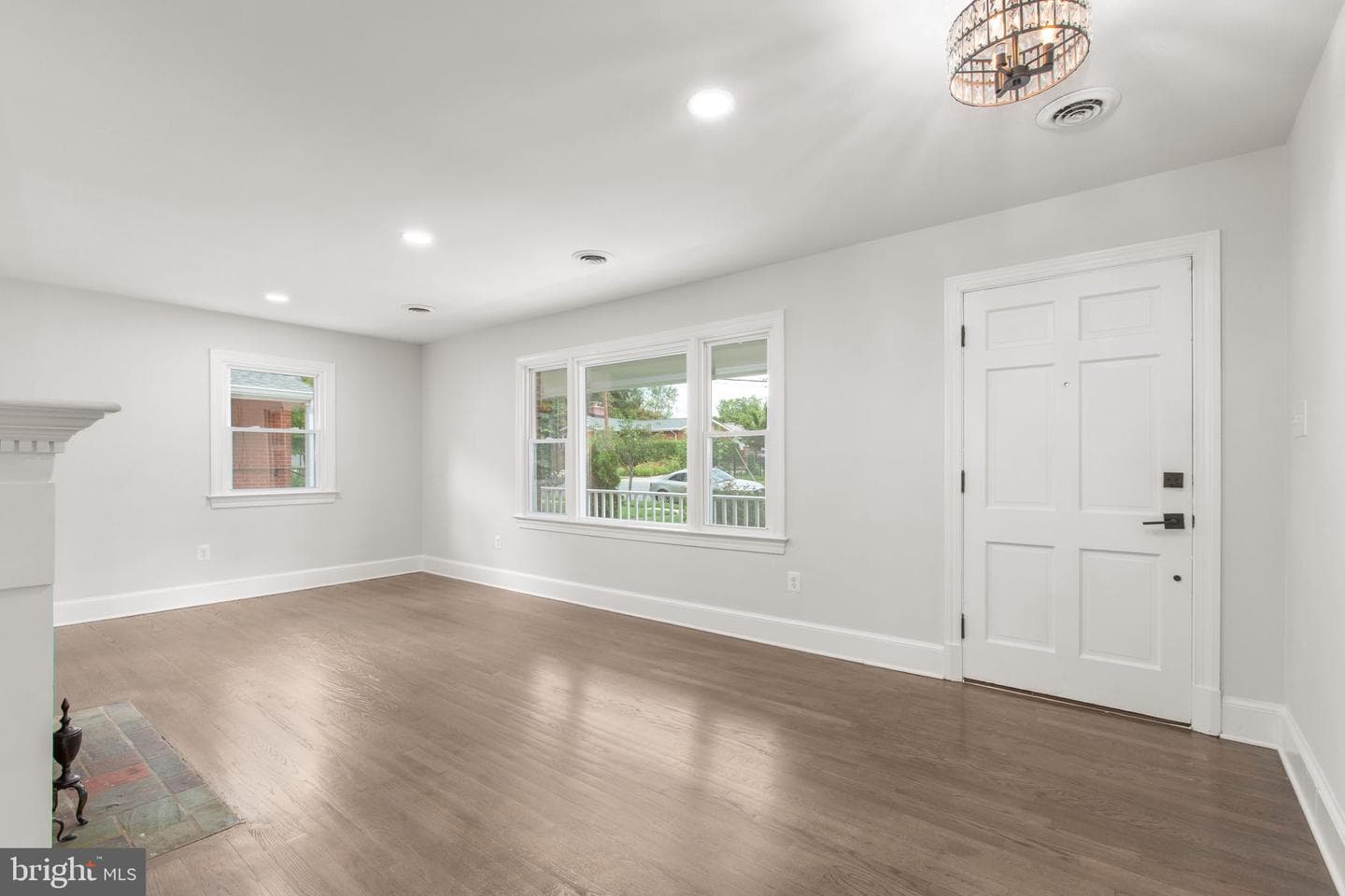 1329 Brent Street photo 10