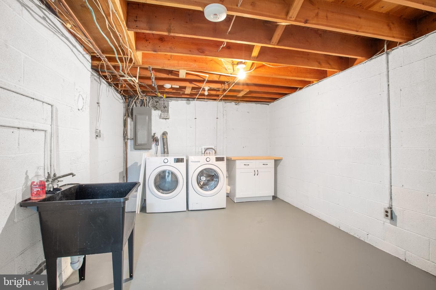 1329 Brent Street photo 38