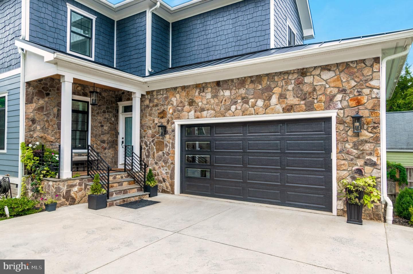 10708 Warwick Avenue photo 62