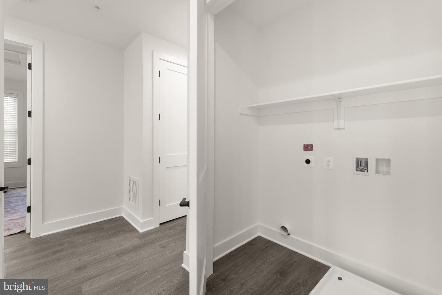 10634 Pocket Place photo 36