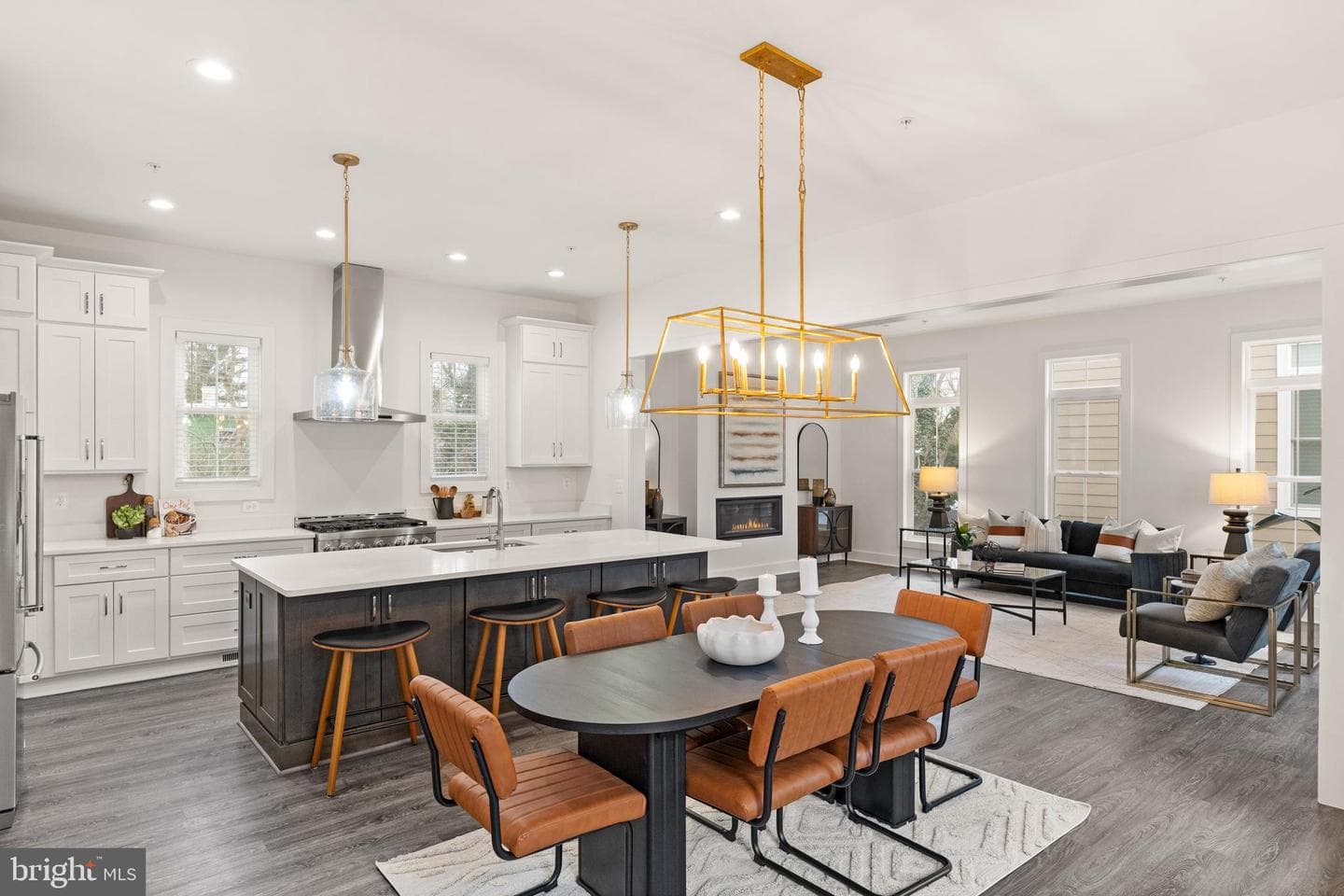 10634 Pocket Place photo 5