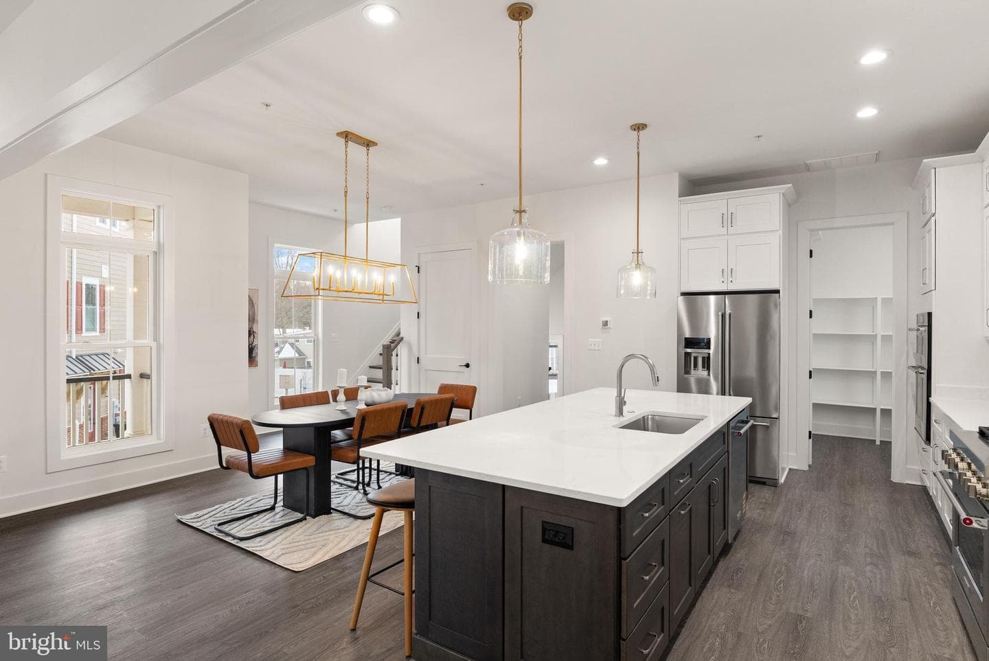 10634 Pocket Place photo 8