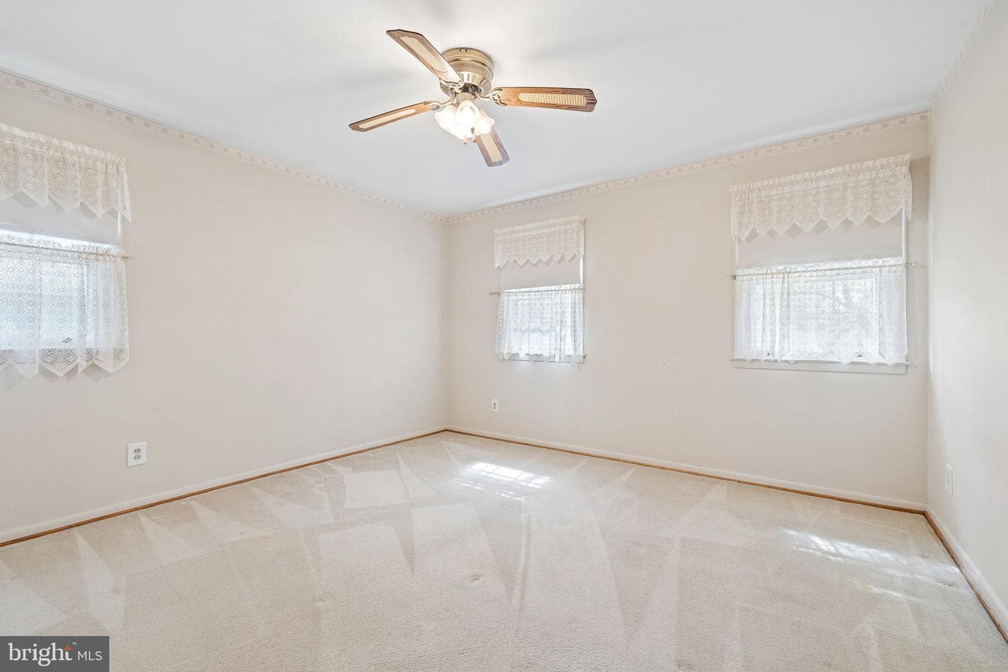 9906 Colony Road photo 22