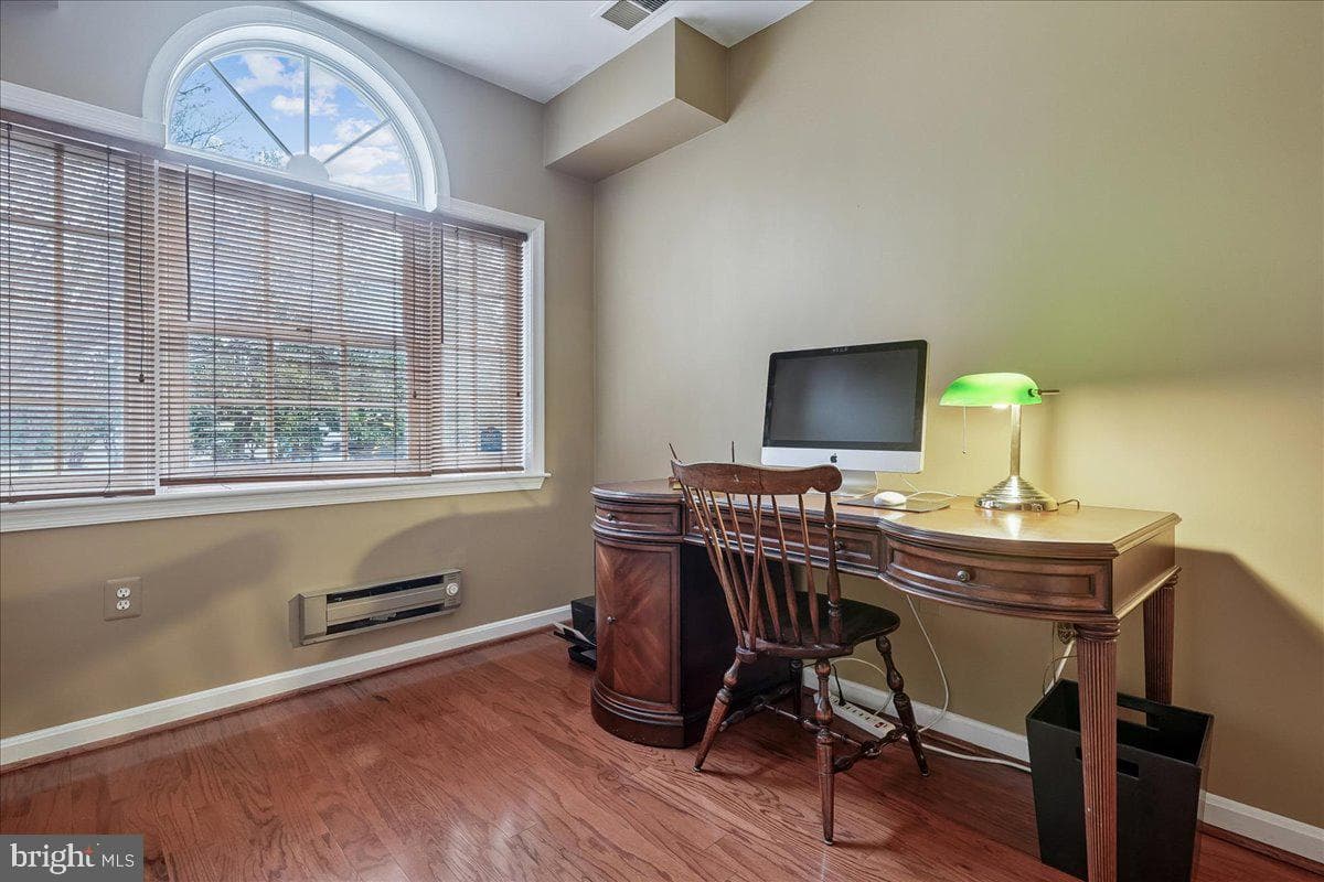 10243 Aspen Willow Drive photo 32