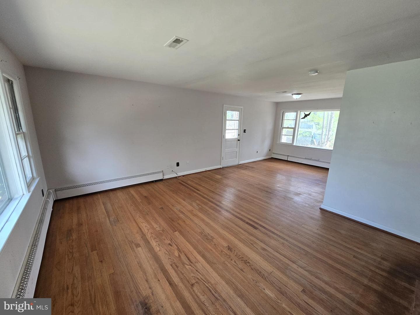 10311 Cleveland Street photo 20
