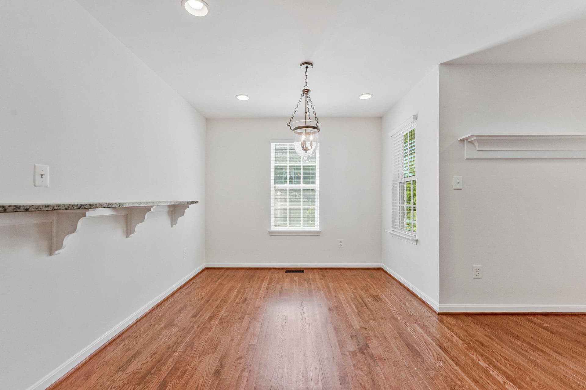 3683 Blenheim Boulevard photo 18