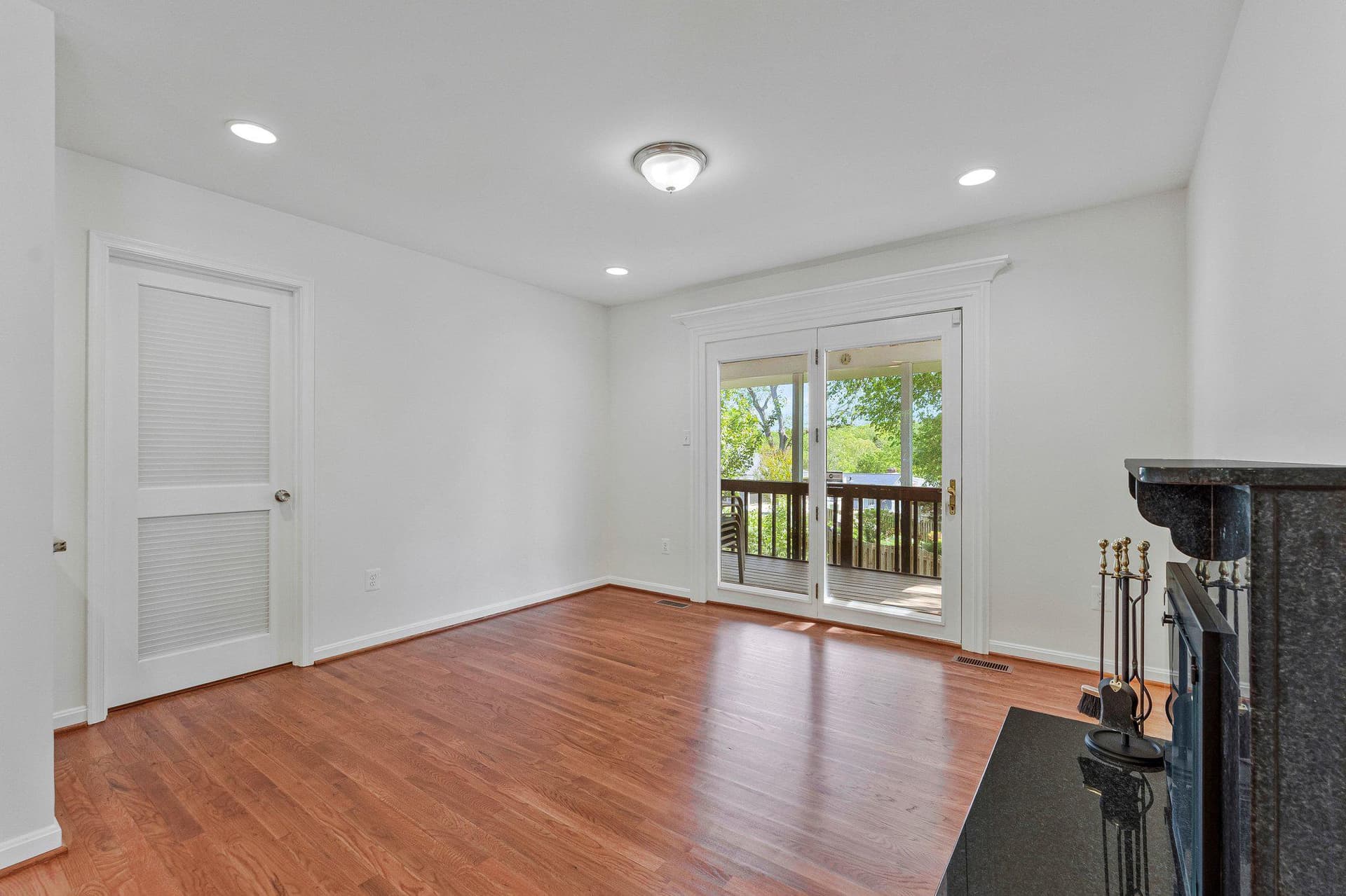 3683 Blenheim Boulevard photo 23