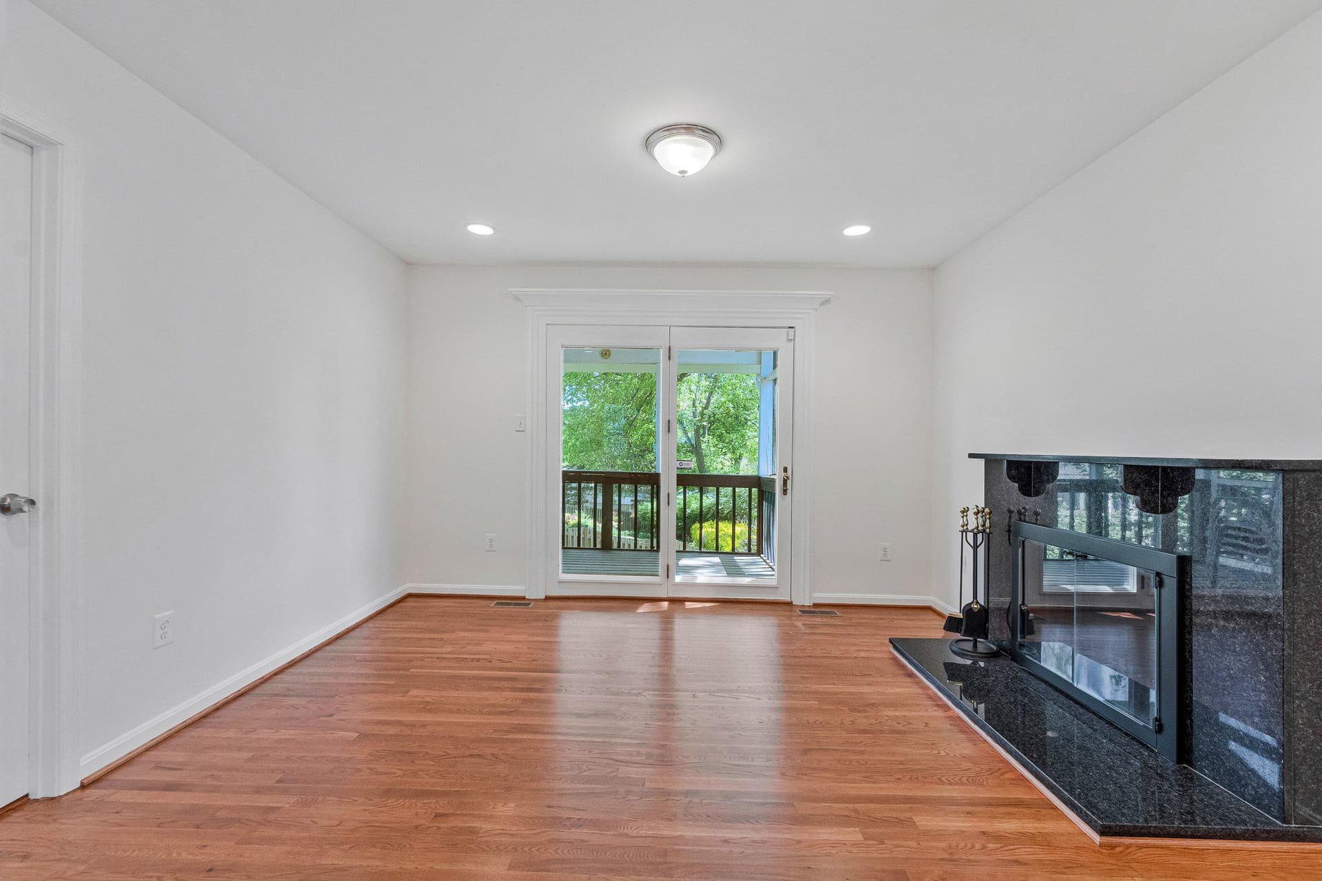 3683 Blenheim Boulevard photo 25