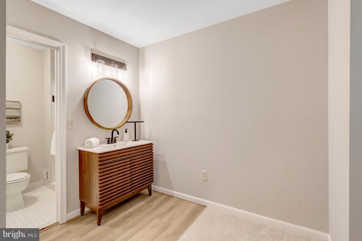 3944 Wilcoxson Drive photo 33