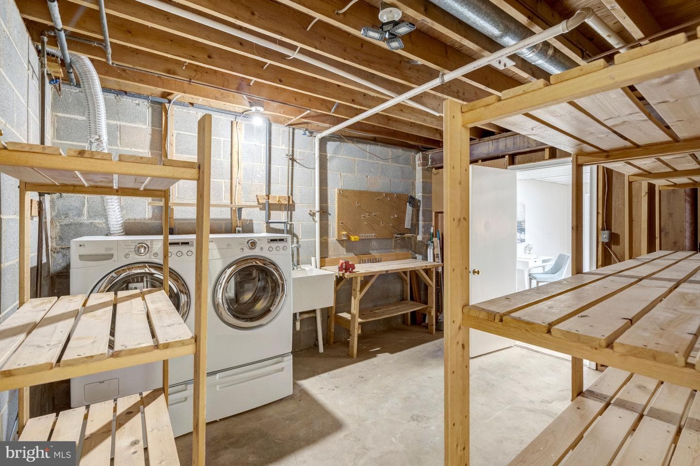3944 Wilcoxson Drive photo 44