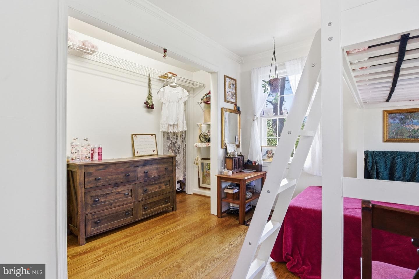 10827 Crest Street photo 21