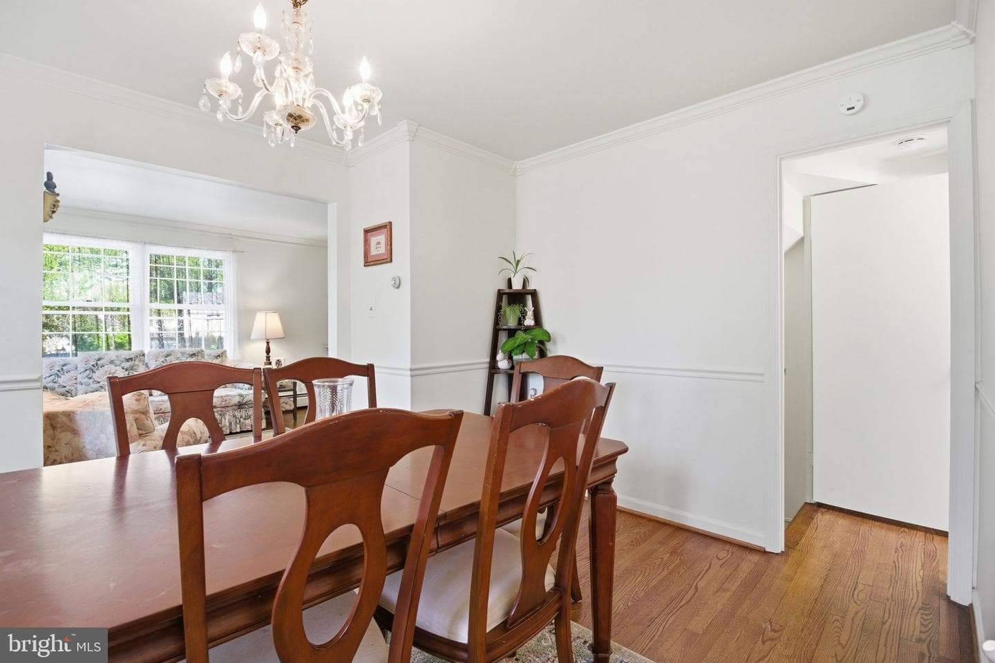 10827 Crest Street photo 7