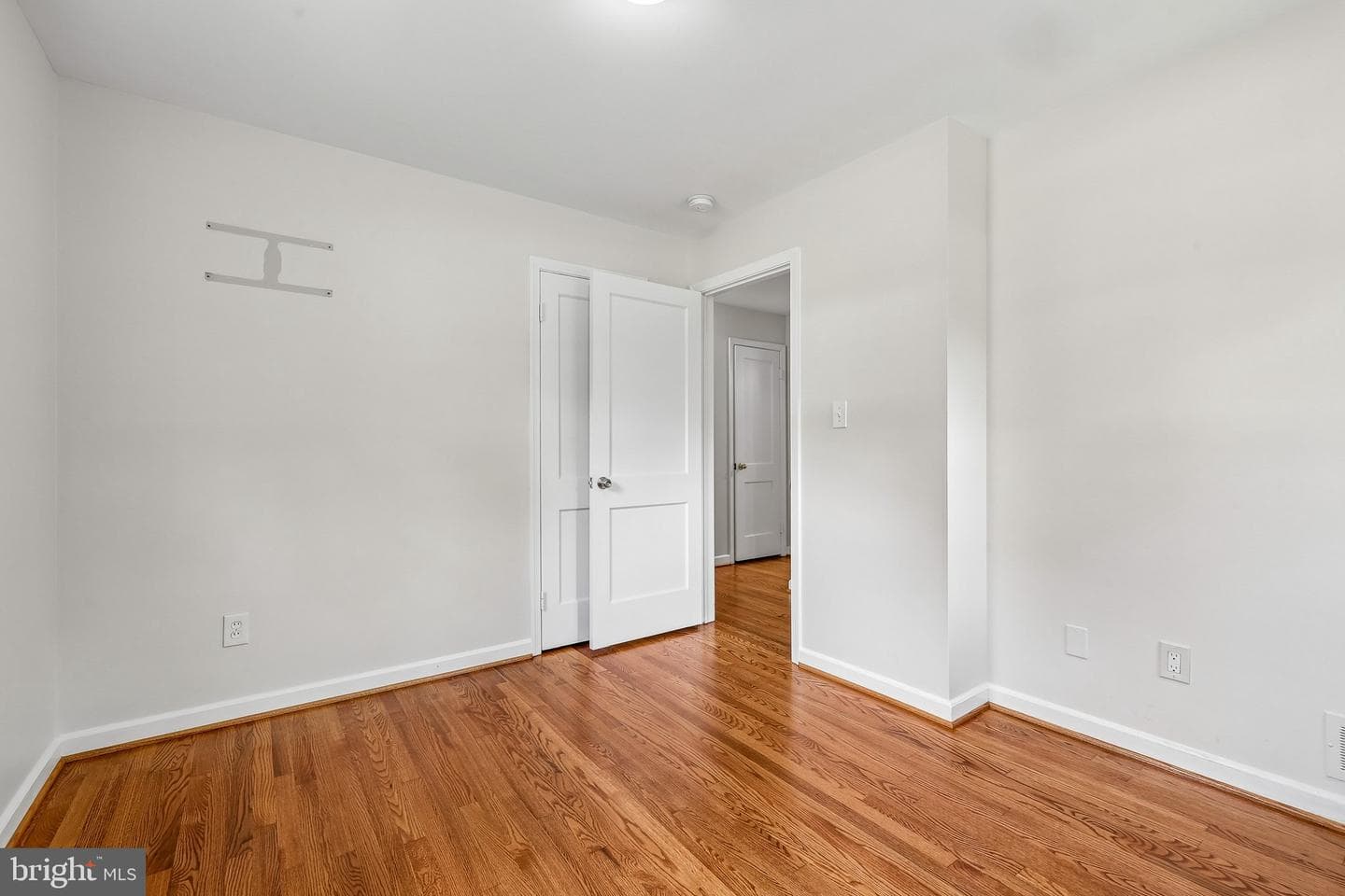 10217 Rodgers Road photo 10