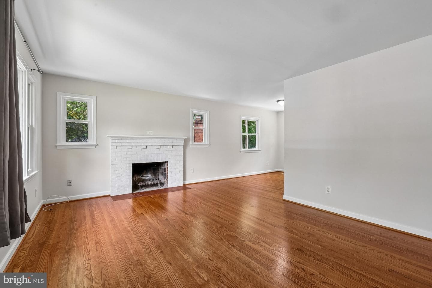 10217 Rodgers Road photo 5