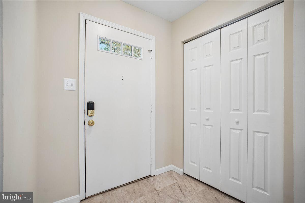 3982 Wilcoxson Drive photo 5