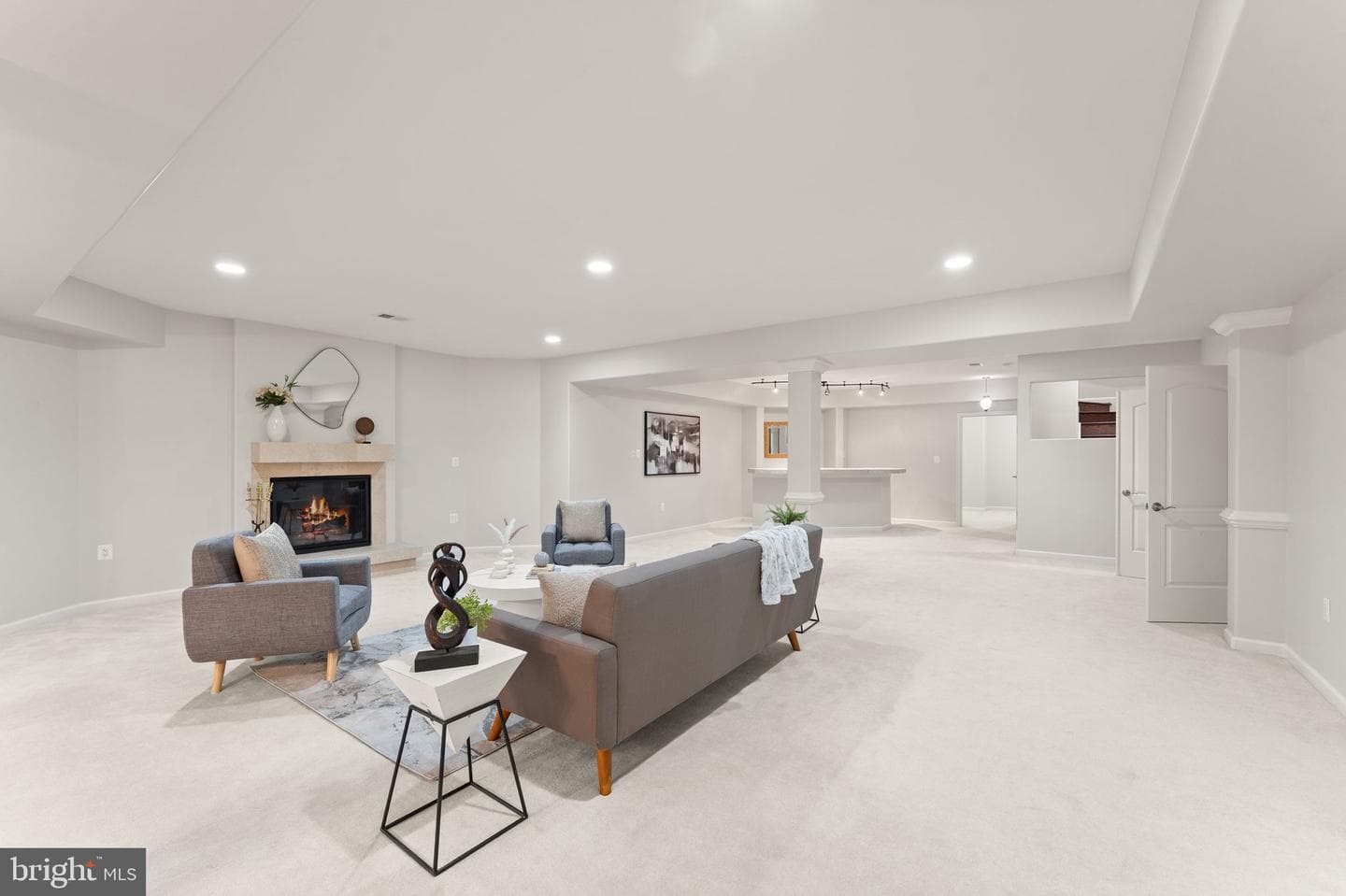 3906 Estel Road photo 93