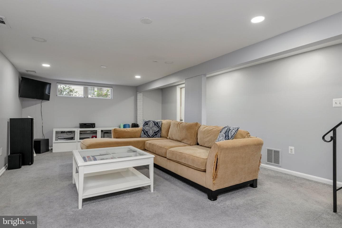 4025 Maple Street photo 29