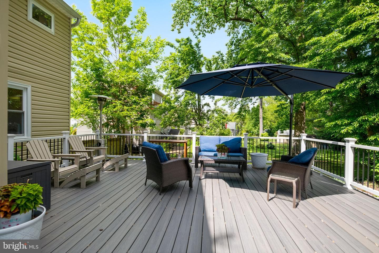 4025 Maple Street photo 32