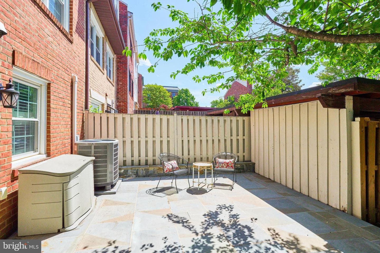 3886 University Drive photo 33