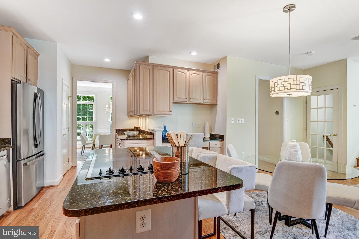 3842 Farrcroft Green photo 27