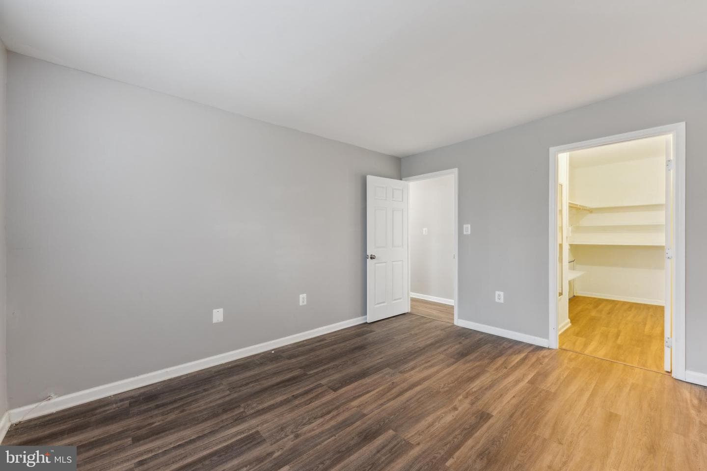 10724 W West Drive #204 photo 8
