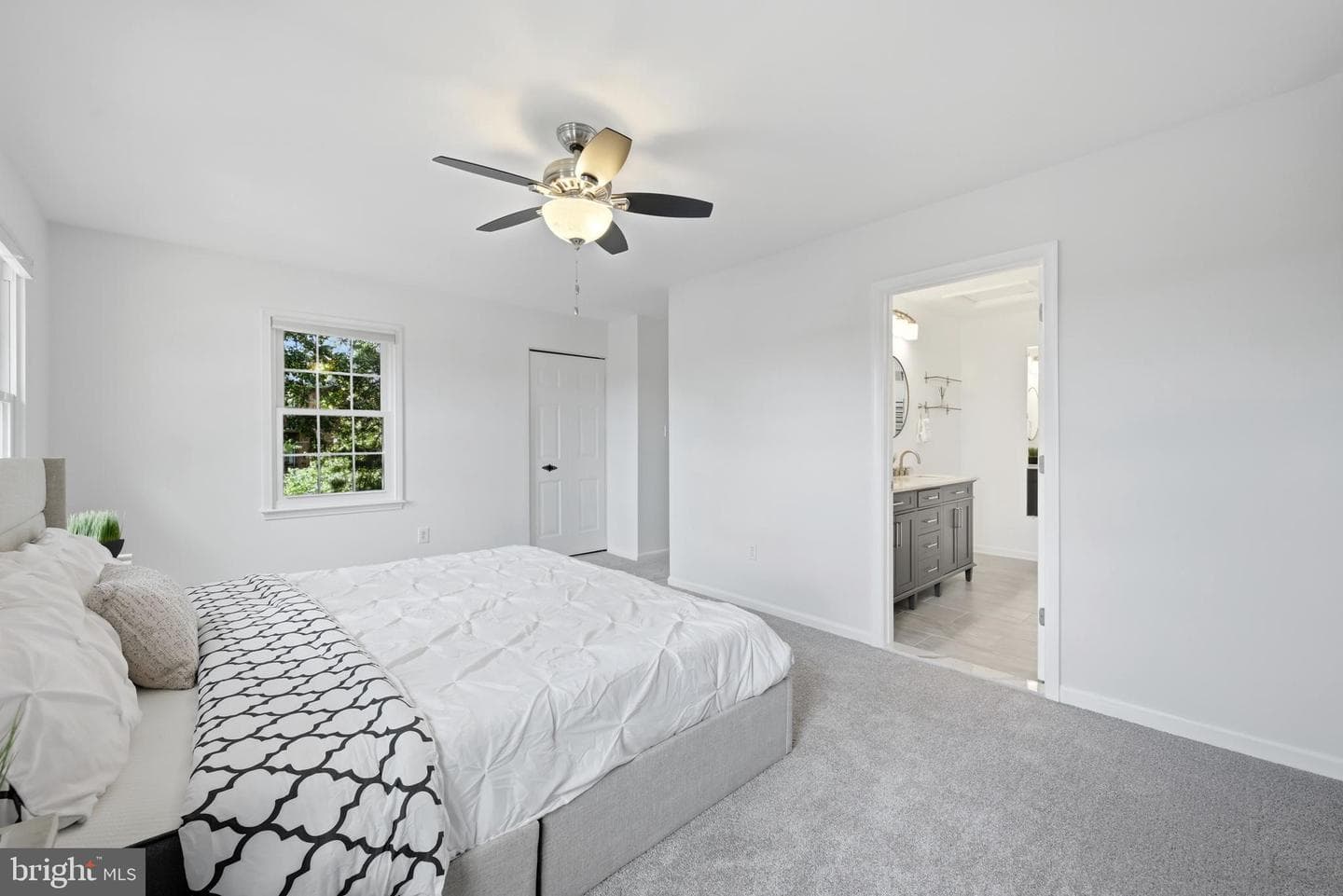 9774 Main Street photo 15