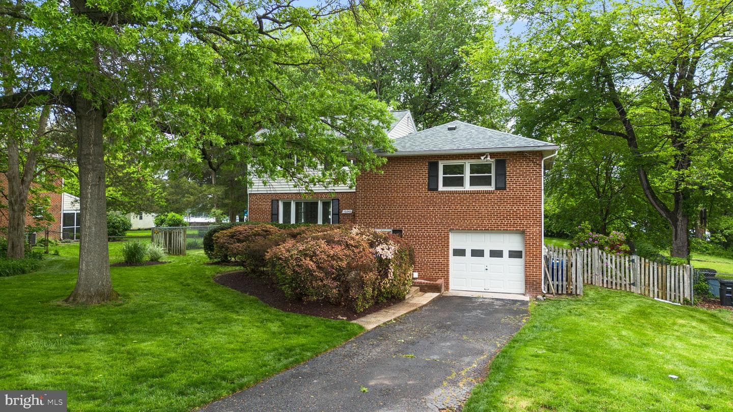 10242 Stratford Avenue photo 44